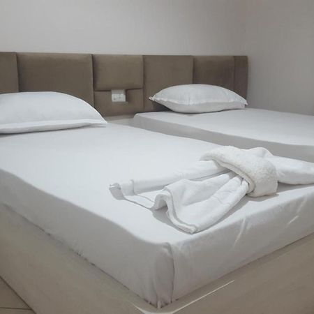 B & D Apartment Sarande Luaran gambar