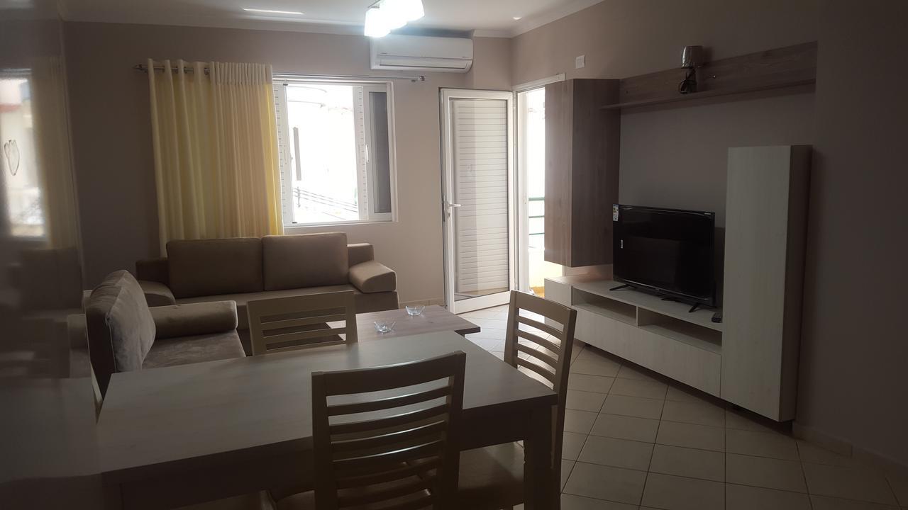 B & D Apartment Sarande Luaran gambar